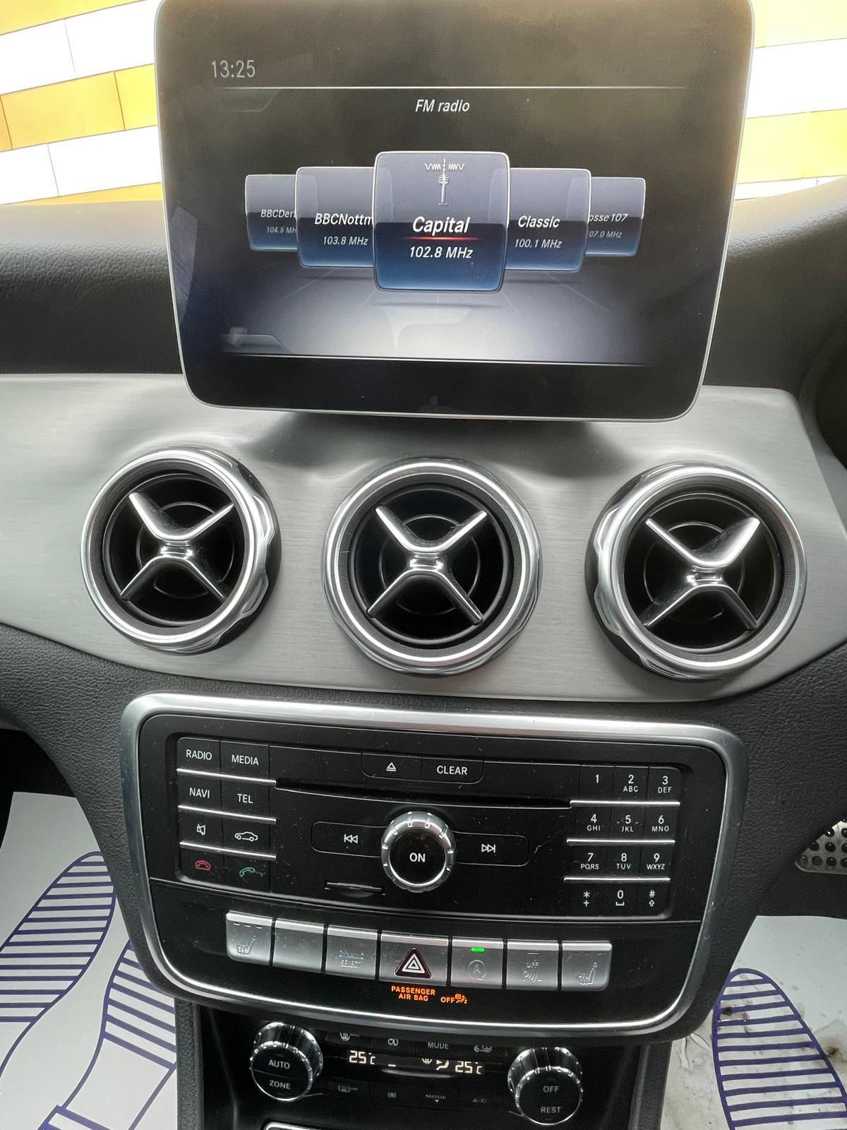 Mercedes-Benz GLA 1.6 GLA180 AMG Line Edition SUV 5dr Petrol 7G-DCT Euro 6 (s/s) (122 ps)