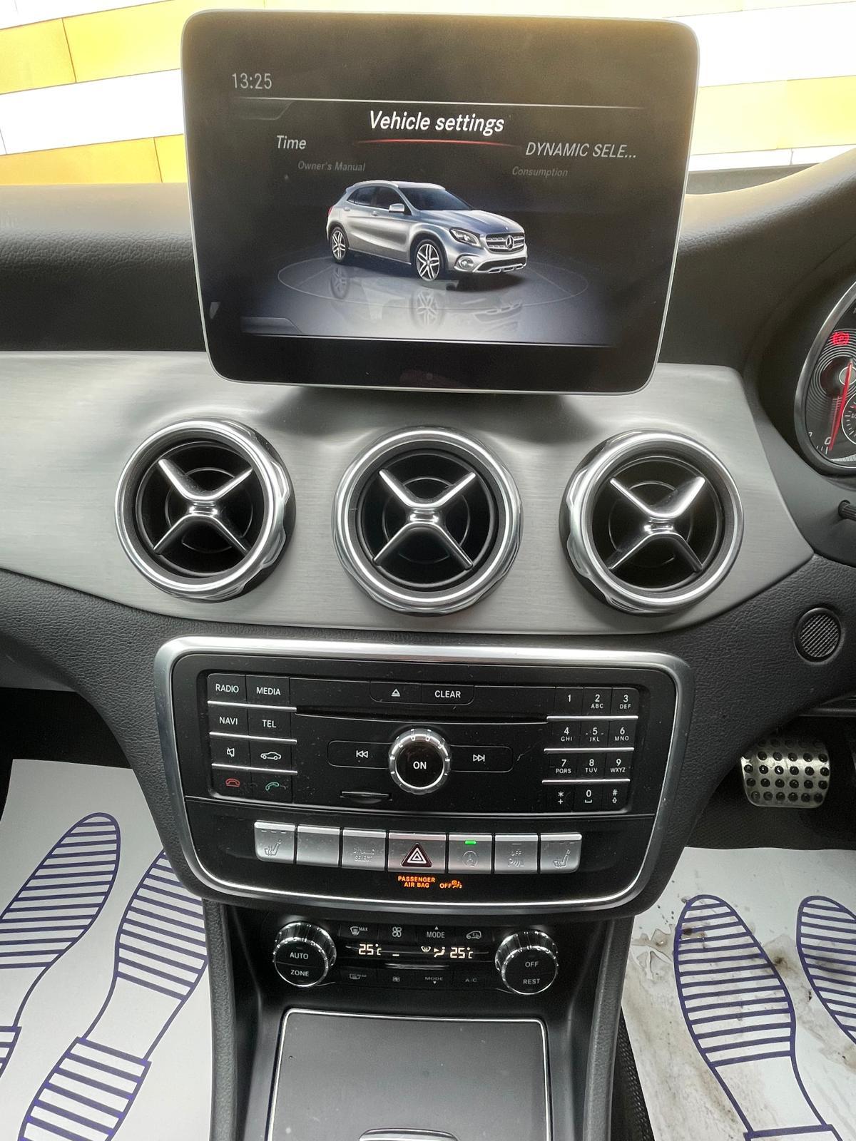 Mercedes-Benz GLA 1.6 GLA180 AMG Line Edition SUV 5dr Petrol 7G-DCT Euro 6 (s/s) (122 ps)