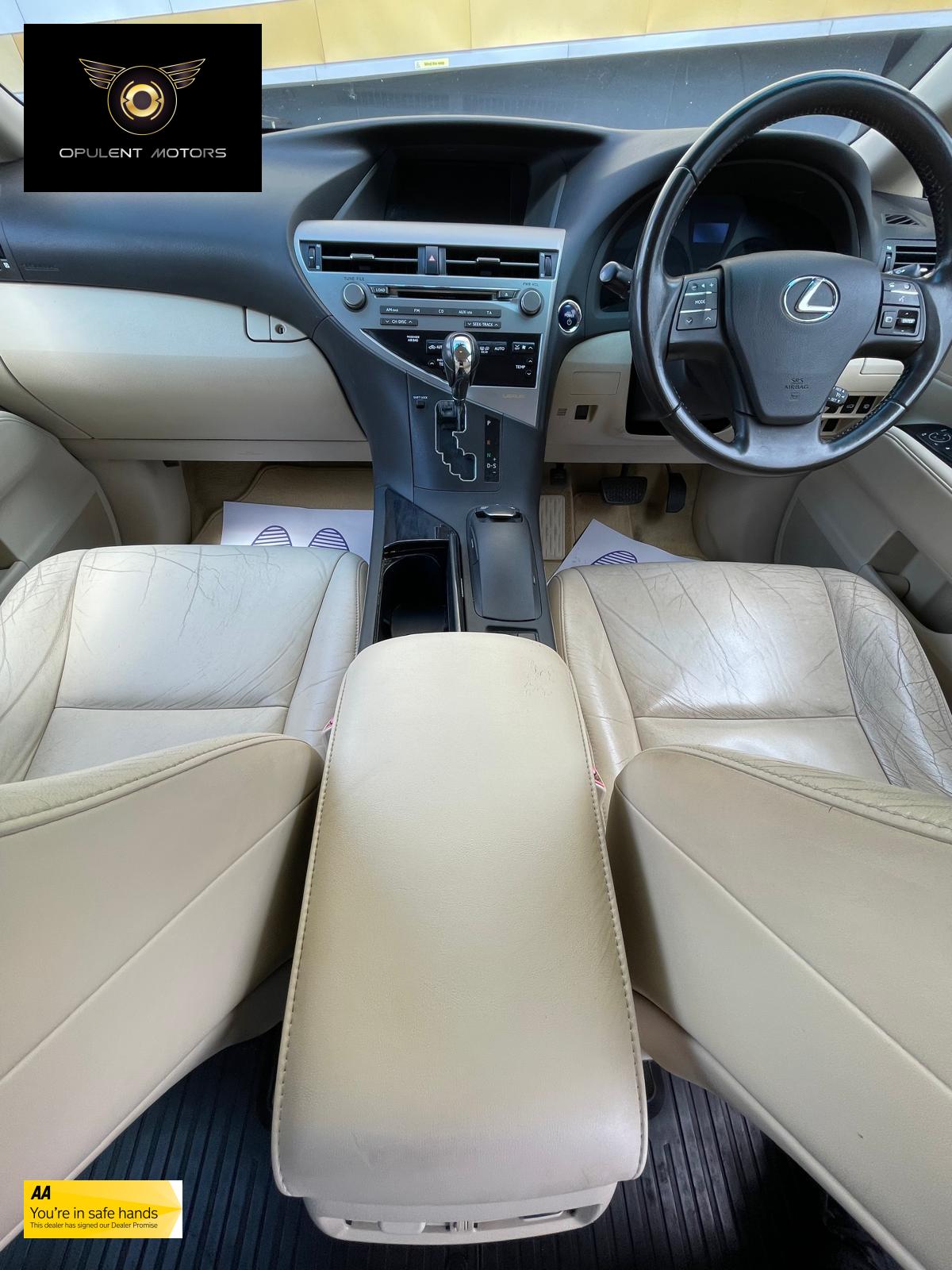 Lexus RX 3.5 450h V6 Advance SUV 5dr Petrol Hybrid CVT 4WD Euro 5 (s/s) (Sunroof) (299 ps)