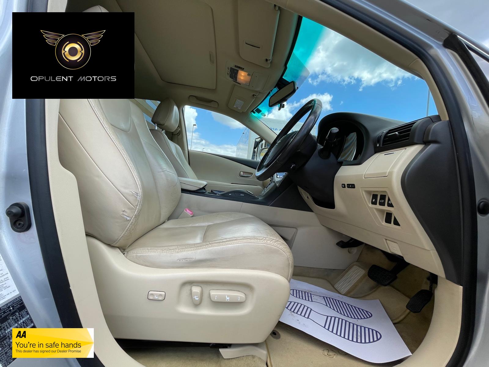 Lexus RX 3.5 450h V6 Advance SUV 5dr Petrol Hybrid CVT 4WD Euro 5 (s/s) (Sunroof) (299 ps)