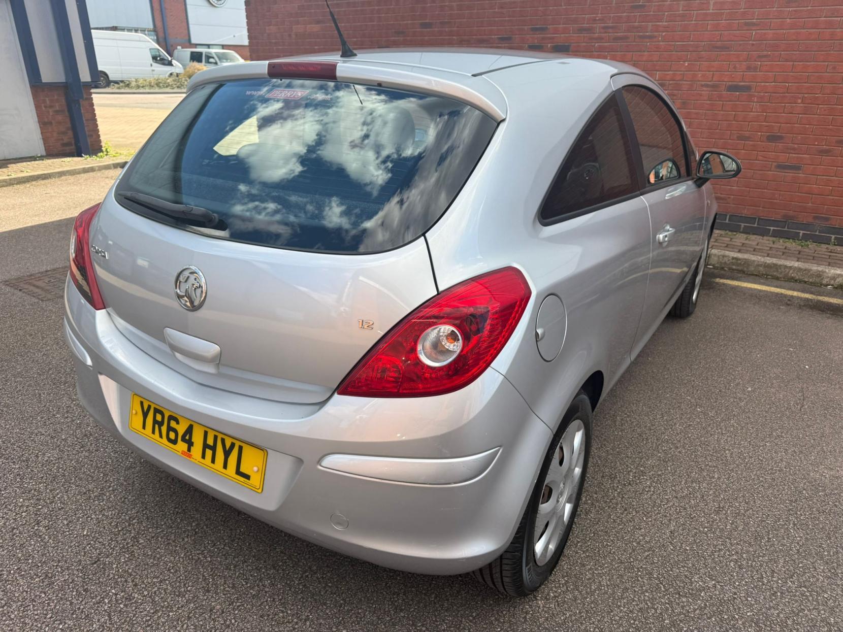Vauxhall Corsa 1.2 16V Design Hatchback 3dr Petrol Manual Euro 5 (A/C) (85 ps)