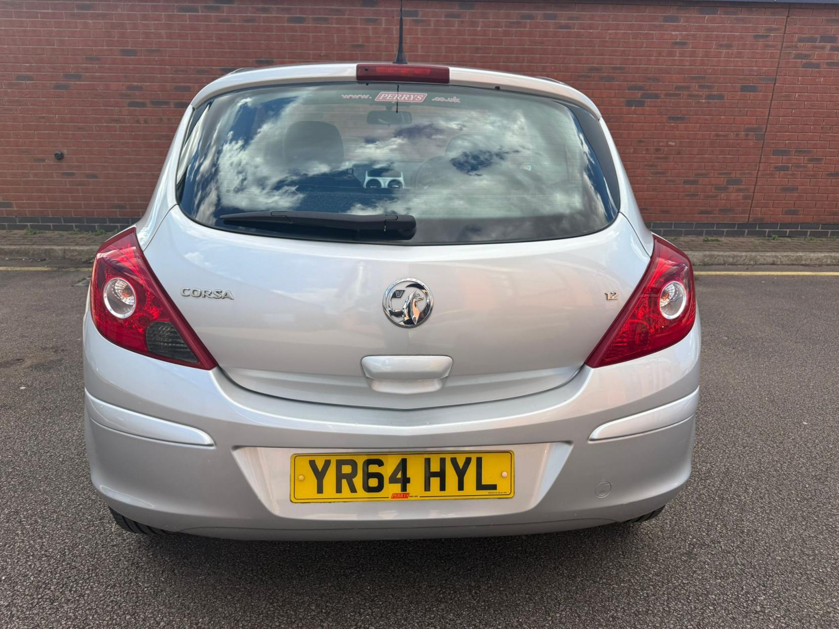Vauxhall Corsa 1.2 16V Design Hatchback 3dr Petrol Manual Euro 5 (A/C) (85 ps)