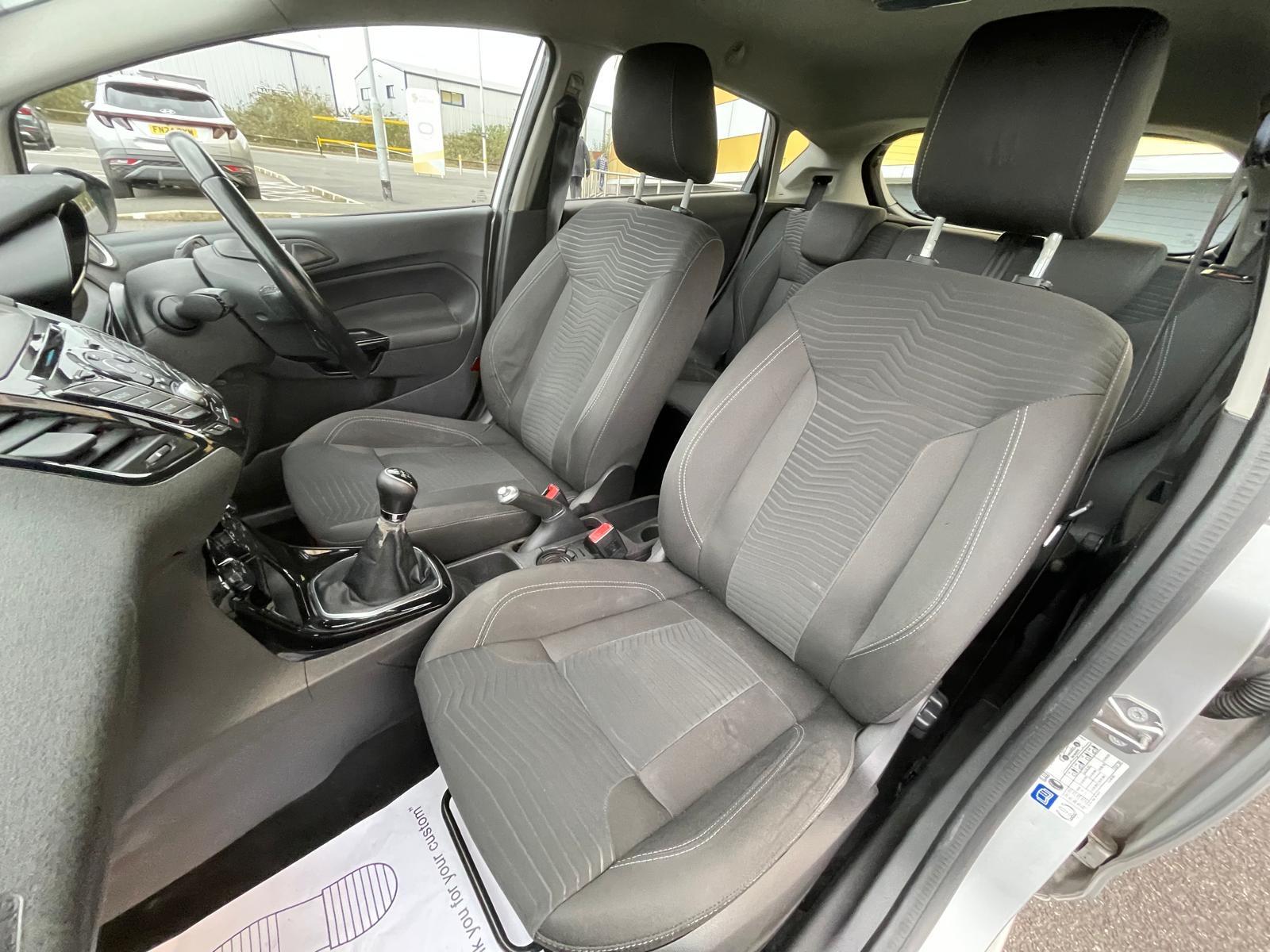 Ford Fiesta 1.5 TDCi Zetec Hatchback 5dr Diesel Manual Euro 6 (75 ps)