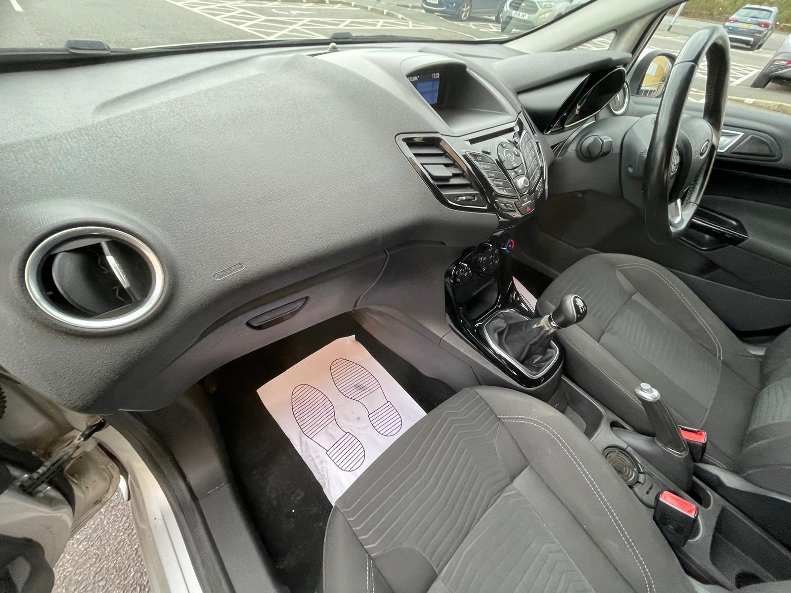 Ford Fiesta 1.5 TDCi Zetec Hatchback 5dr Diesel Manual Euro 6 (75 ps)