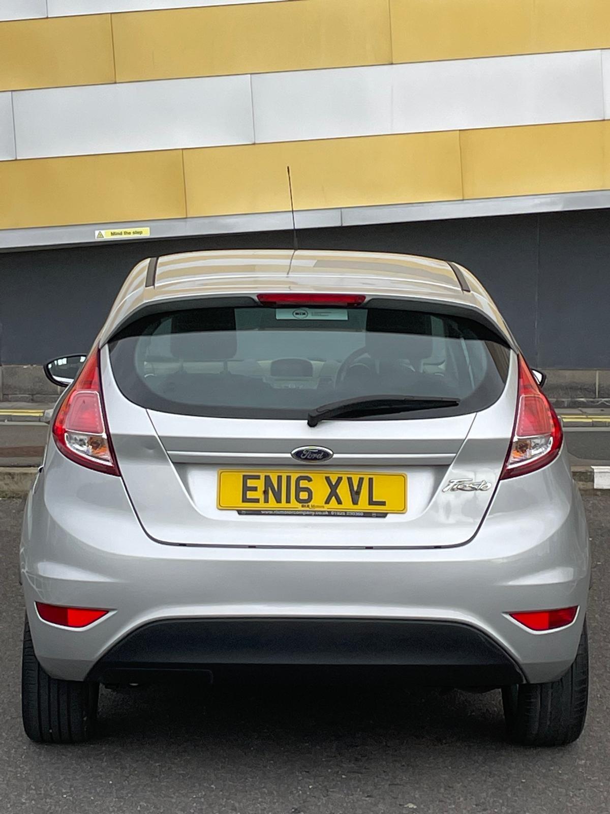 Ford Fiesta 1.5 TDCi Zetec Hatchback 5dr Diesel Manual Euro 6 (75 ps)
