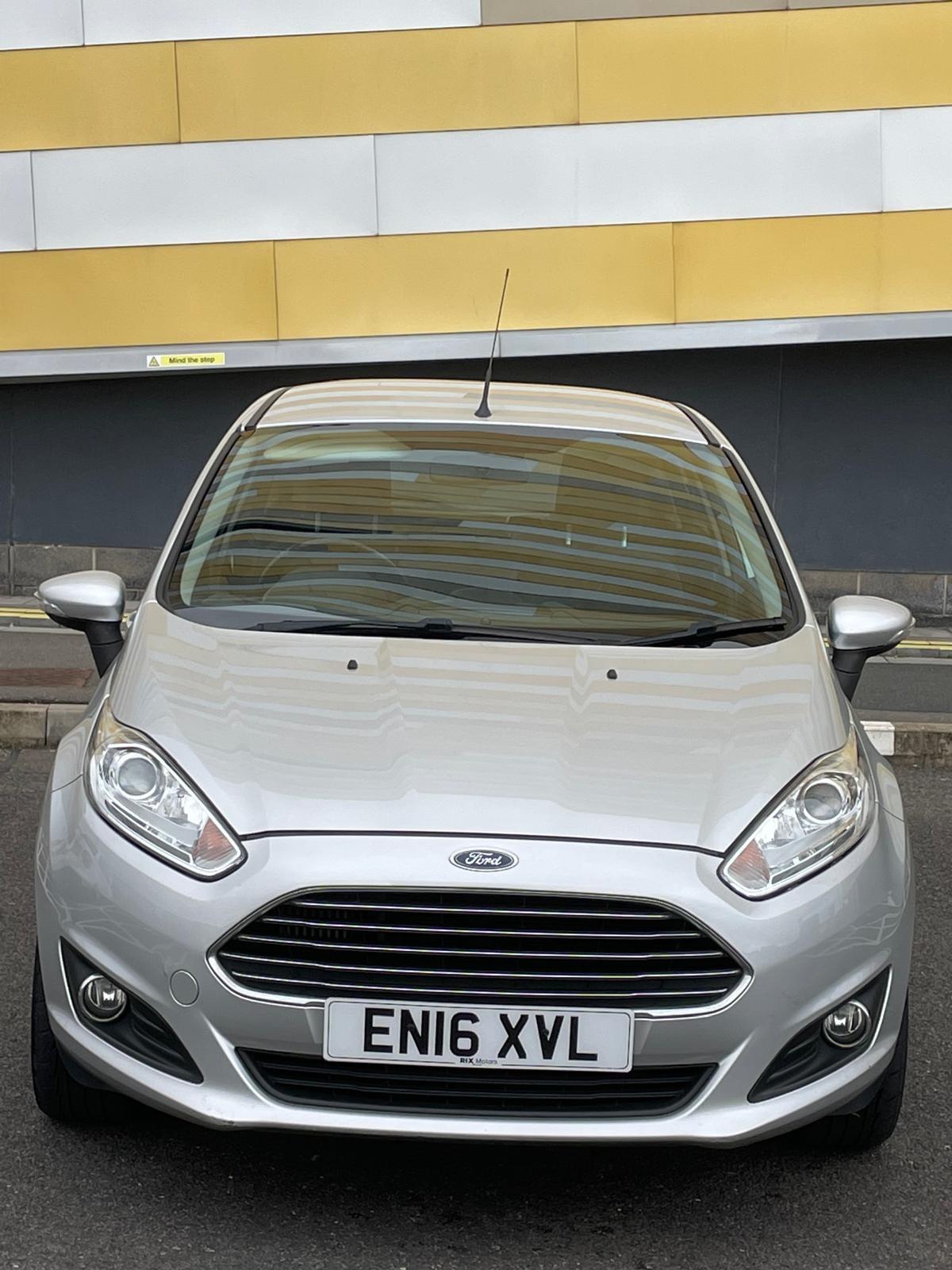 Ford Fiesta 1.5 TDCi Zetec Hatchback 5dr Diesel Manual Euro 6 (75 ps)