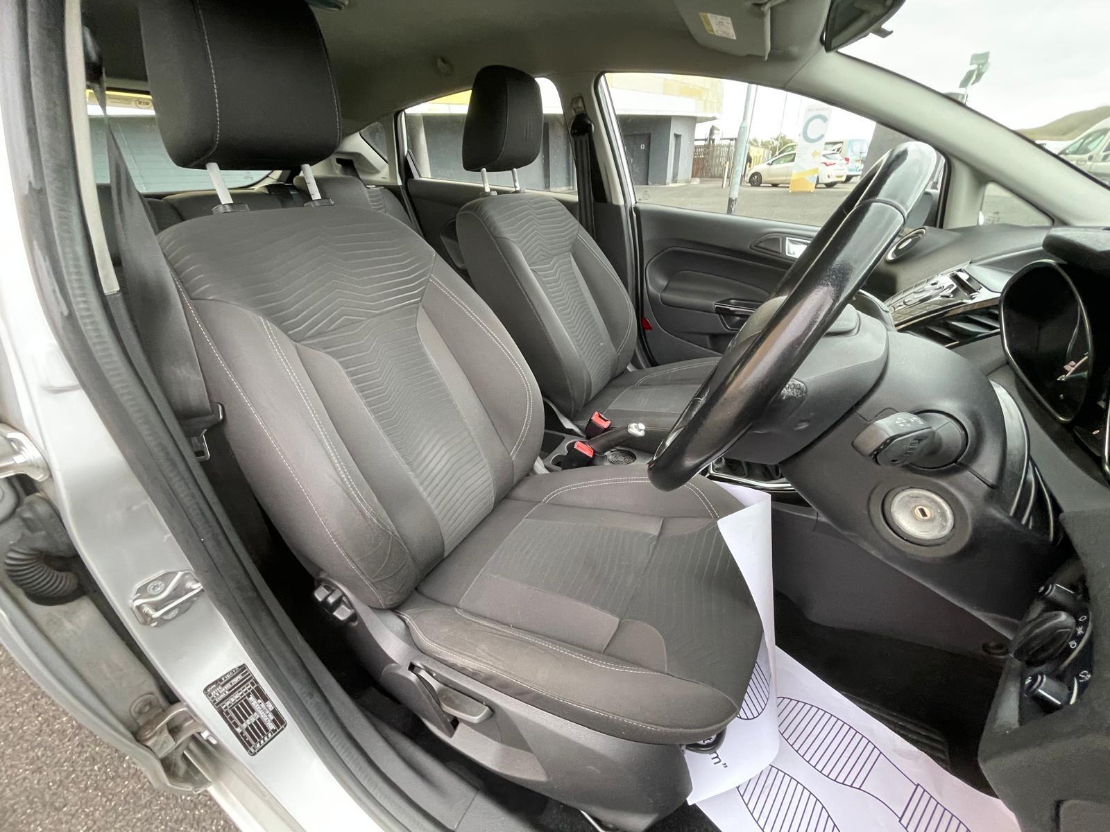 Ford Fiesta 1.5 TDCi Zetec Hatchback 5dr Diesel Manual Euro 6 (75 ps)