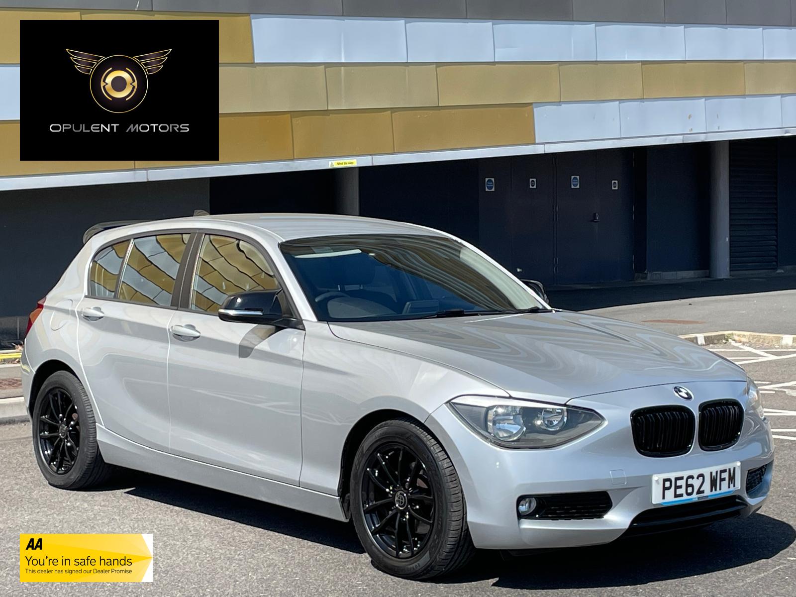 BMW 1 Series 1.6 116i SE Hatchback 5dr Petrol Manual Euro 5 (s/s) (136 ps)