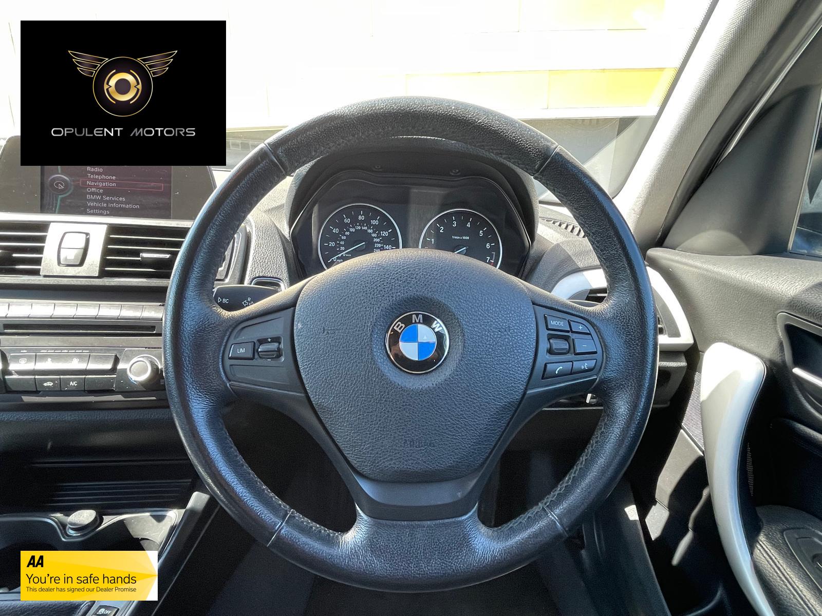 BMW 1 Series 1.6 116i SE Hatchback 5dr Petrol Manual Euro 5 (s/s) (136 ps)