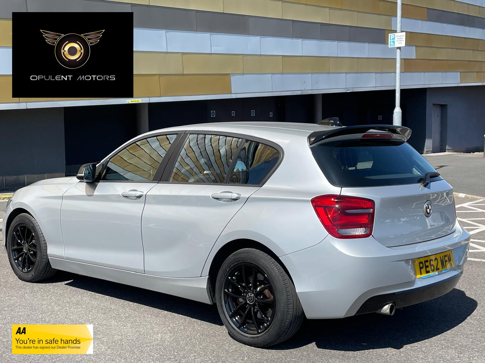 BMW 1 Series 1.6 116i SE Hatchback 5dr Petrol Manual Euro 5 (s/s) (136 ps)