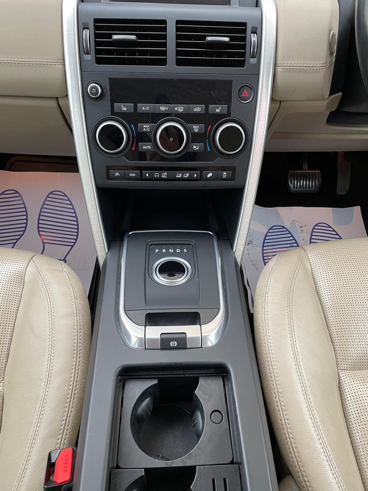 Land Rover Discovery Sport 2.0 TD4 HSE SUV 5dr Diesel Auto 4WD Euro 6 (s/s) (180 ps)