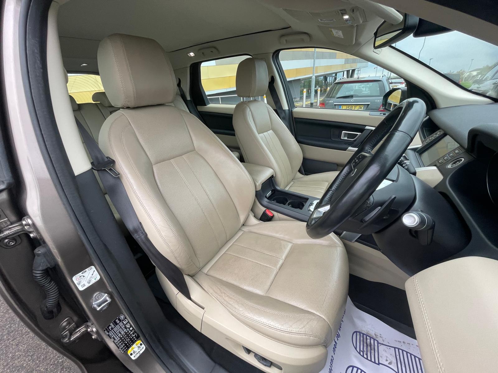 Land Rover Discovery Sport 2.0 TD4 HSE SUV 5dr Diesel Auto 4WD Euro 6 (s/s) (180 ps)