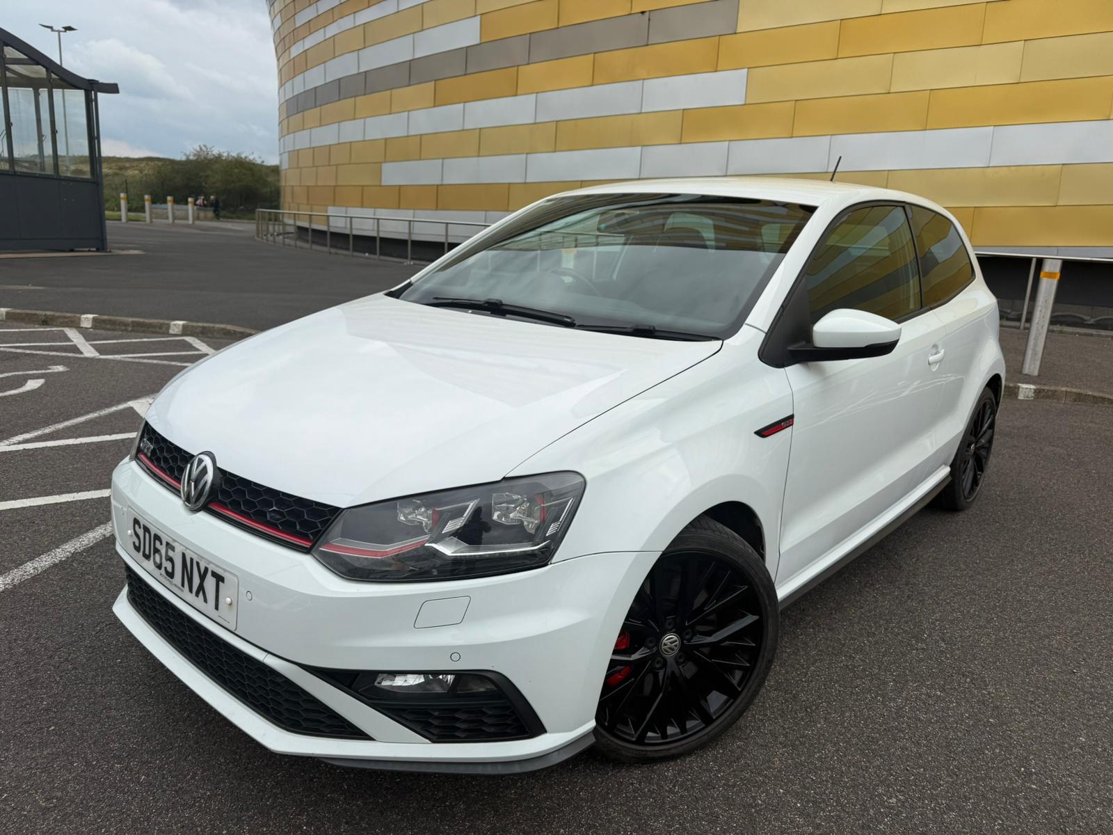 Volkswagen Polo 1.8 TSI BlueMotion Tech GTI Hatchback 3dr Petrol Manual Euro 6 (s/s) (192 ps)