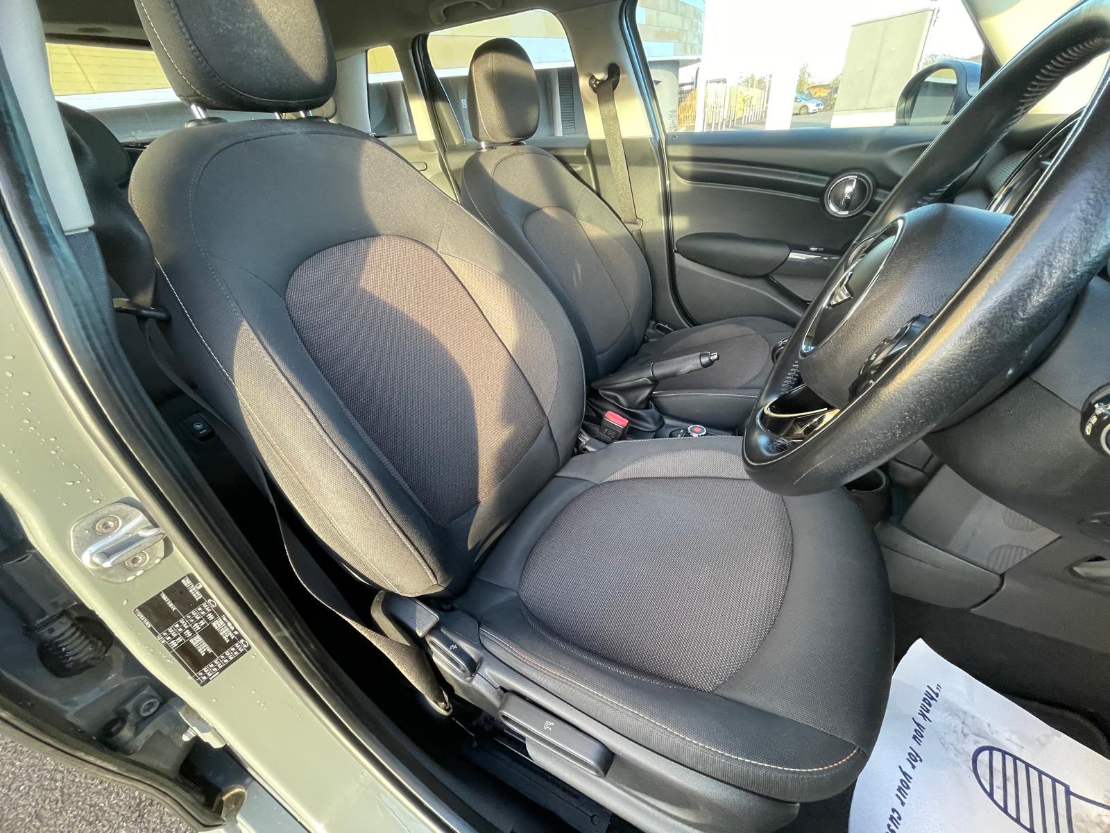 MINI Hatch 1.5 Cooper Hatchback 5dr Petrol Manual Euro 6 (s/s) (136 ps)