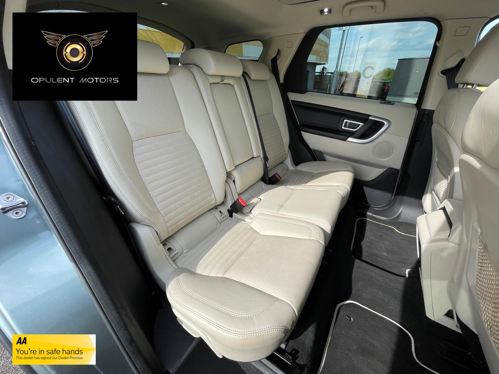 Land Rover Discovery Sport 2.2 SD4 HSE Luxury SUV 5dr Diesel Manual 4WD Euro 5 (s/s) (190 ps)