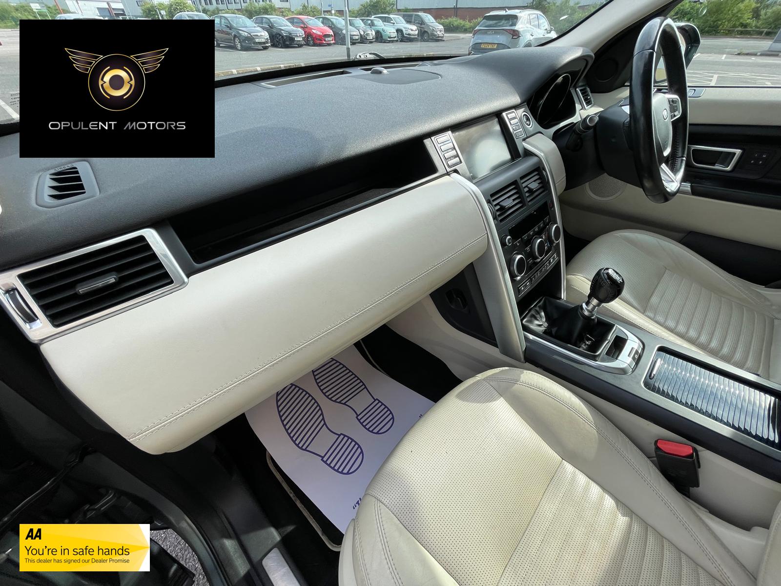 Land Rover Discovery Sport 2.2 SD4 HSE Luxury SUV 5dr Diesel Manual 4WD Euro 5 (s/s) (190 ps)