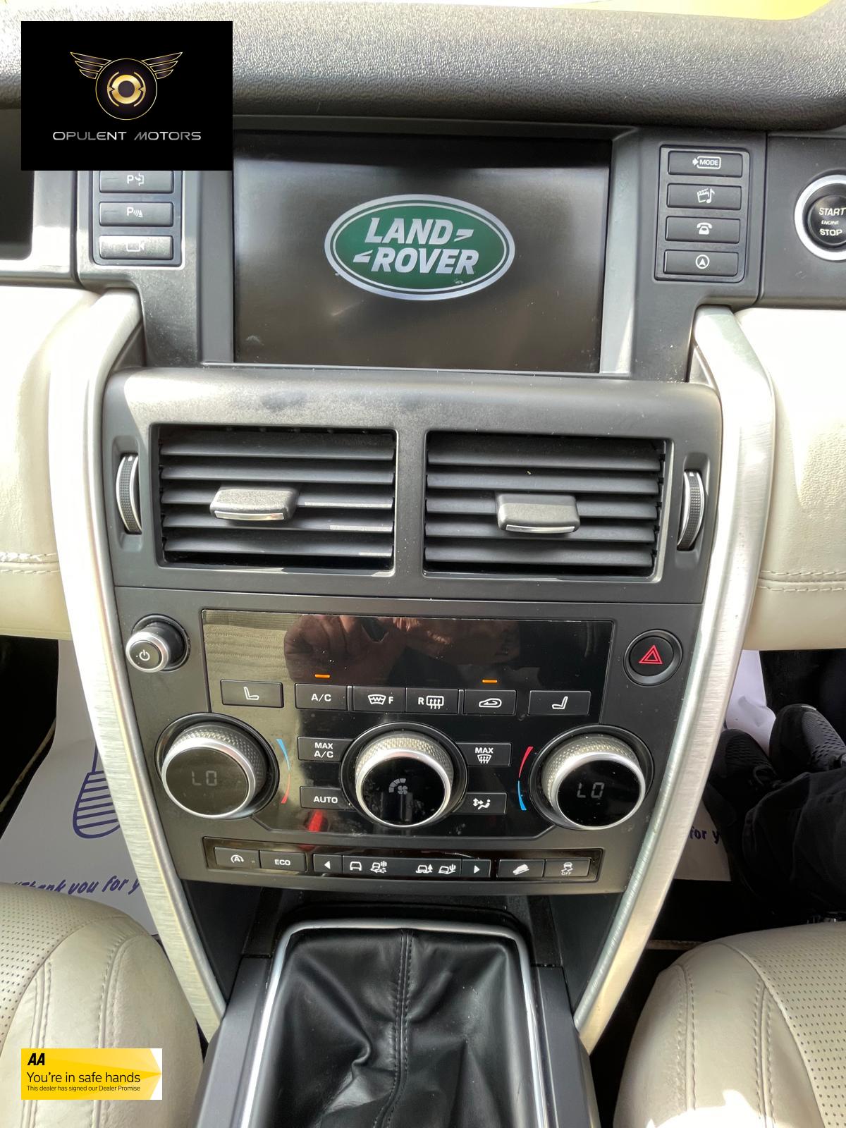 Land Rover Discovery Sport 2.2 SD4 HSE Luxury SUV 5dr Diesel Manual 4WD Euro 5 (s/s) (190 ps)