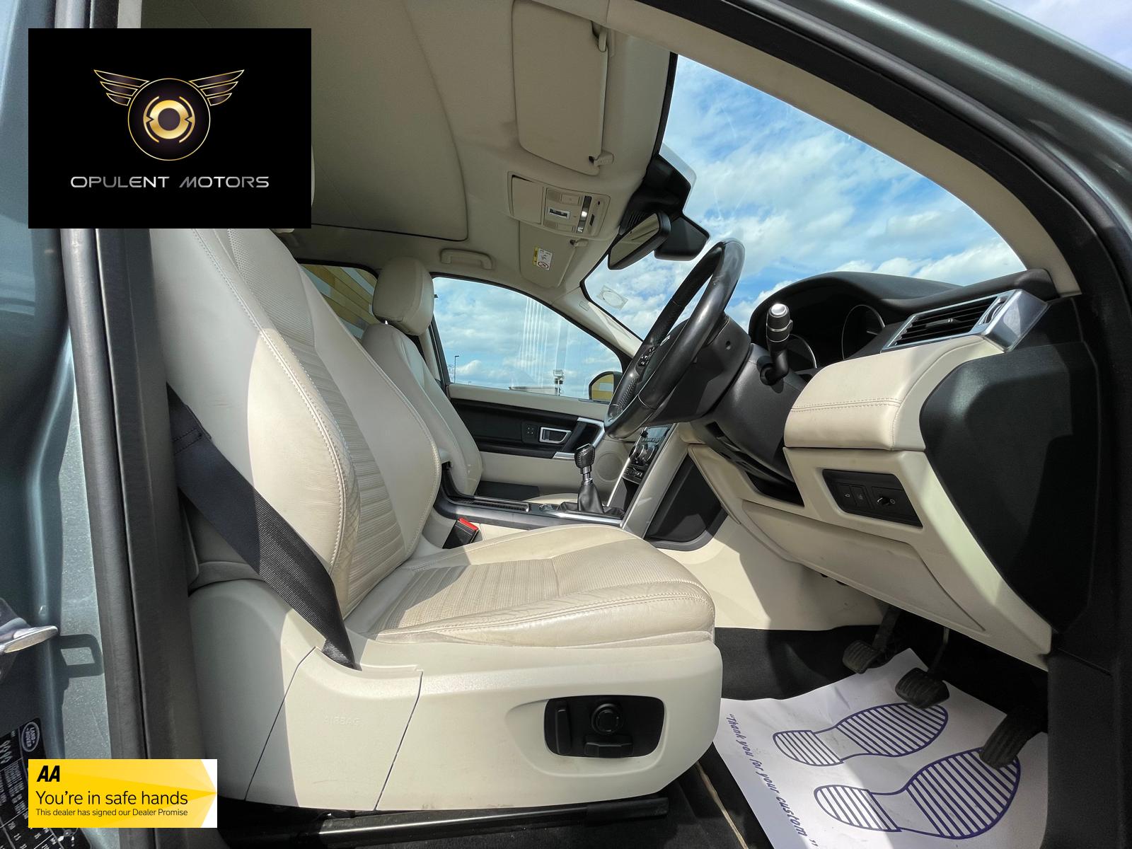 Land Rover Discovery Sport 2.2 SD4 HSE Luxury SUV 5dr Diesel Manual 4WD Euro 5 (s/s) (190 ps)