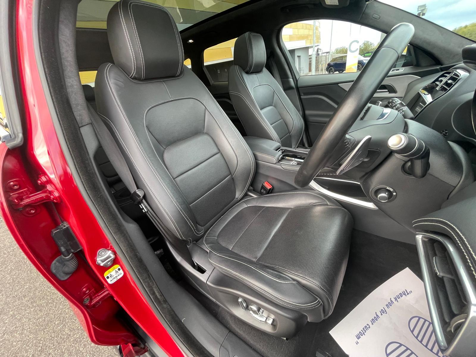 Jaguar F-PACE 2.0 D240 R-Sport SUV 5dr Diesel Auto AWD Euro 6 (s/s) (240 ps)