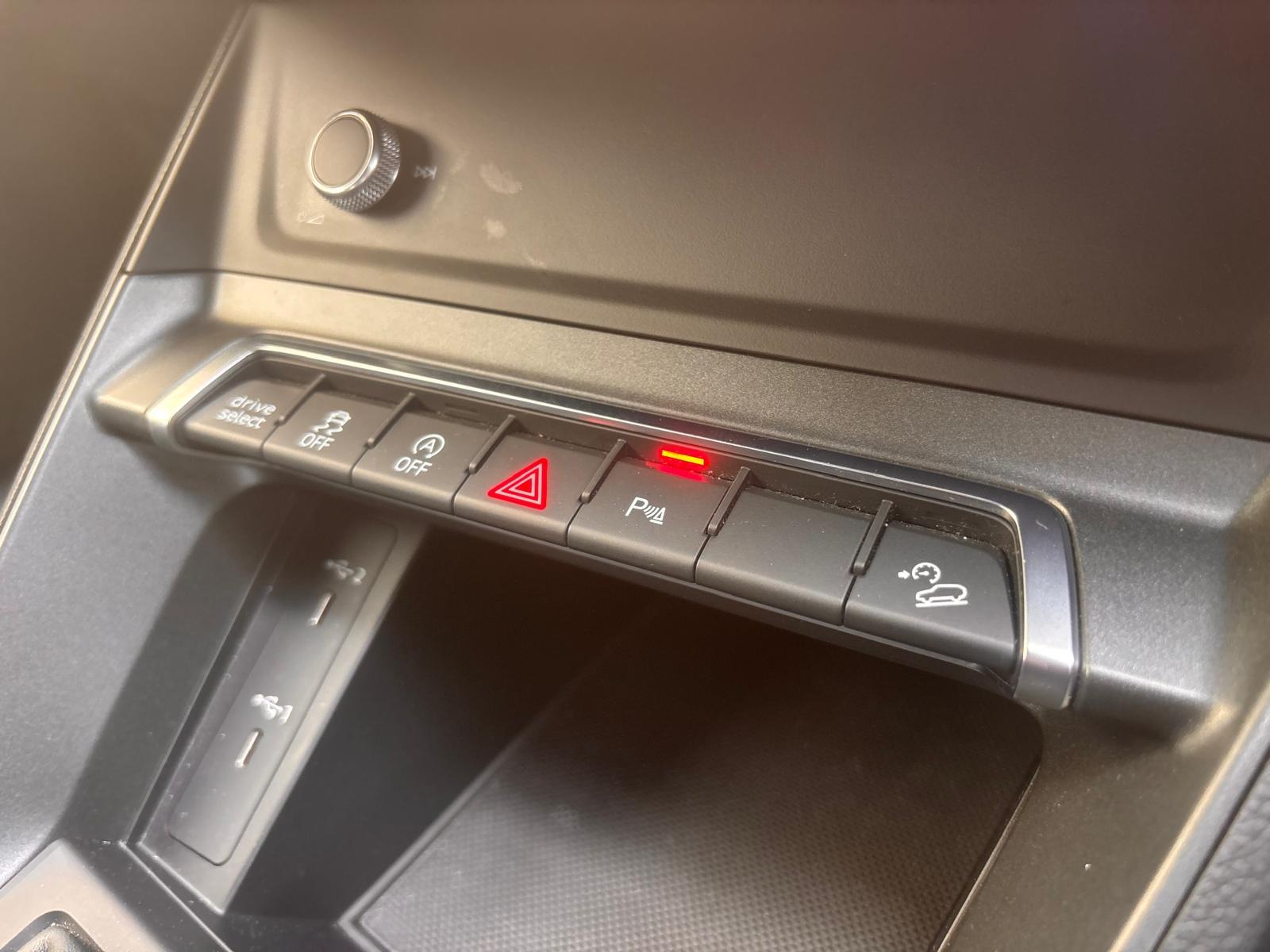 Audi Q3 1.5 TFSI CoD 35 S line Sportback 5dr Petrol S Tronic Euro 6 (s/s) (150 ps)