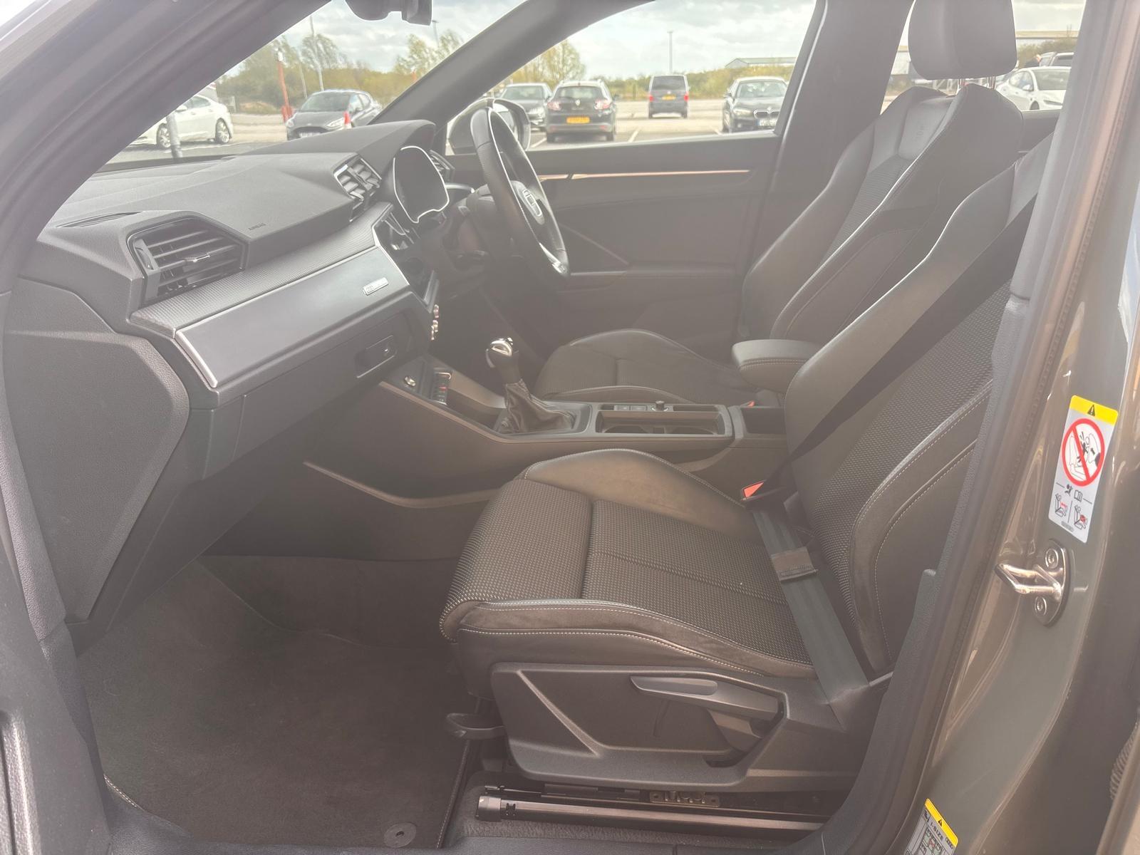 Audi Q3 1.5 TFSI CoD 35 S line Sportback 5dr Petrol S Tronic Euro 6 (s/s) (150 ps)