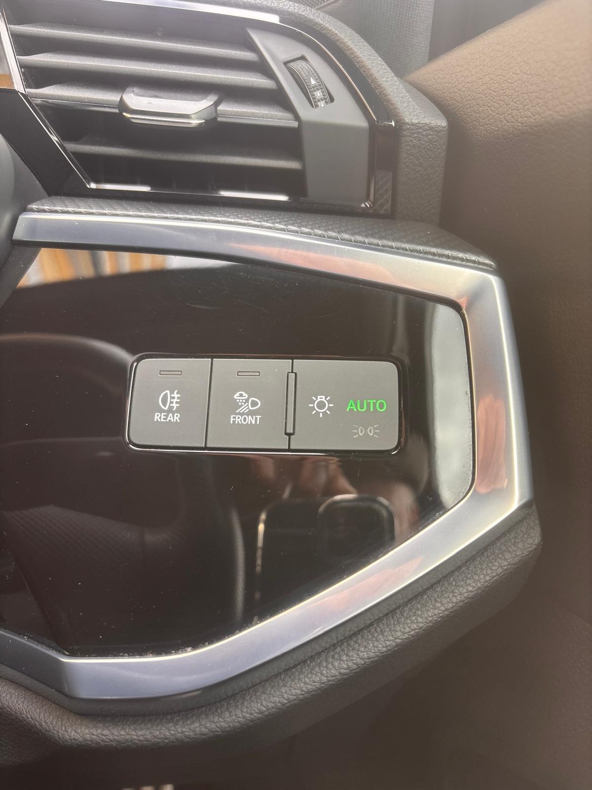 Audi Q3 1.5 TFSI CoD 35 S line Sportback 5dr Petrol S Tronic Euro 6 (s/s) (150 ps)