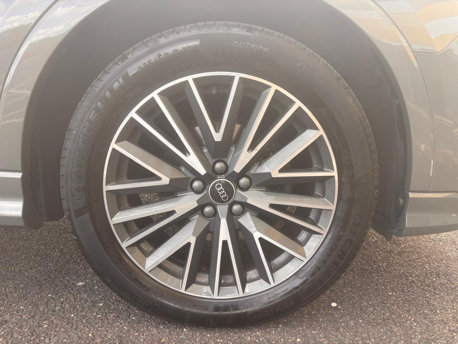 Audi Q3 1.5 TFSI CoD 35 S line Sportback 5dr Petrol S Tronic Euro 6 (s/s) (150 ps)