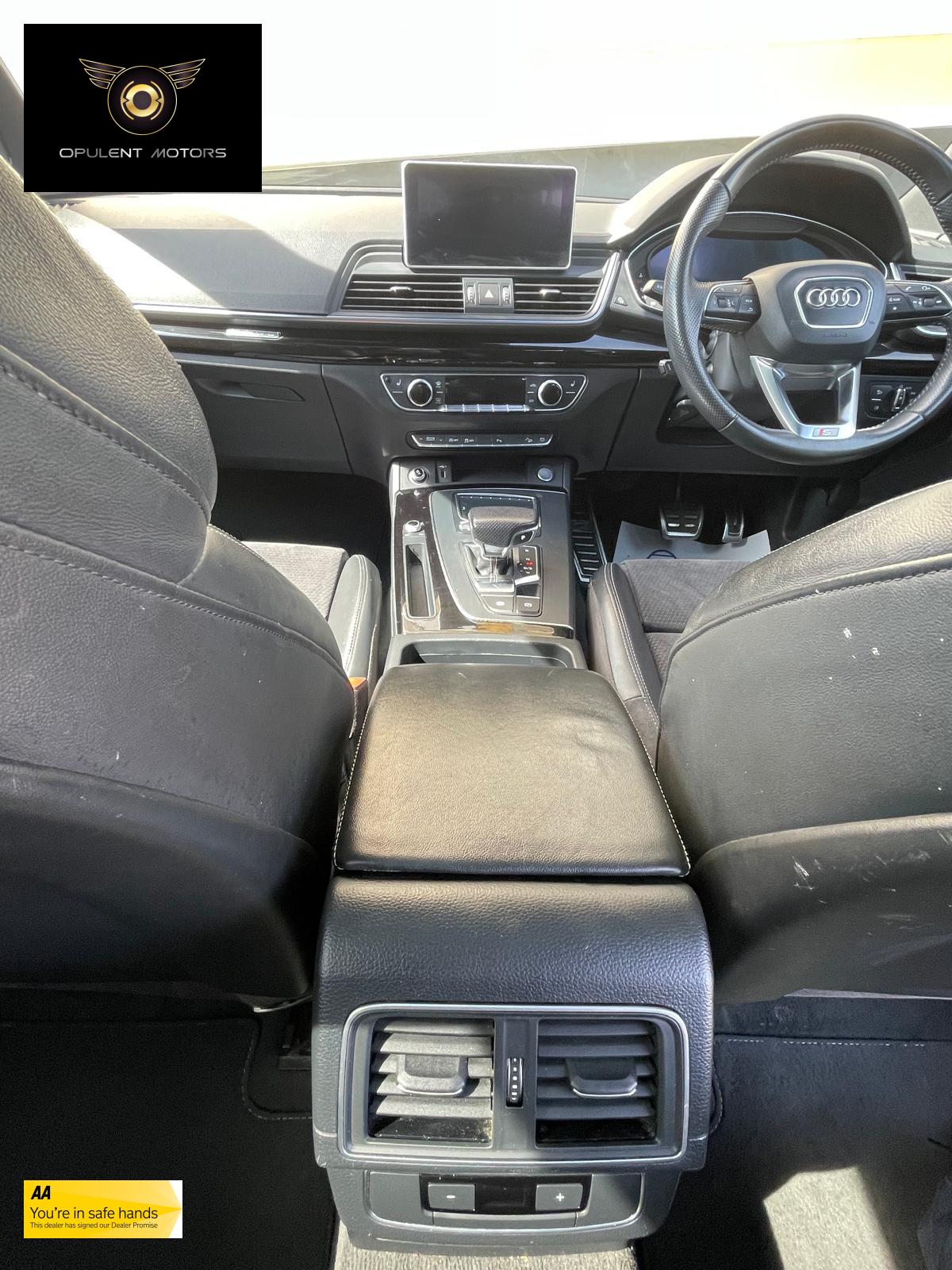 Audi Q5 2.0 TDI 40 S line SUV 5dr Diesel S Tronic quattro Euro 6 (s/s) (190 ps)