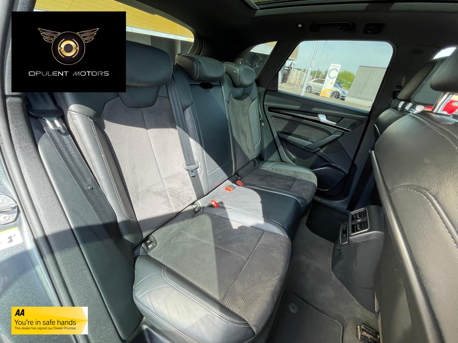 Audi Q5 2.0 TDI 40 S line SUV 5dr Diesel S Tronic quattro Euro 6 (s/s) (190 ps)