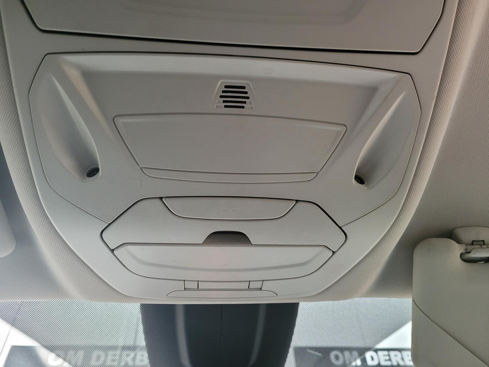 Ford C-Max 1.6 TDCi Titanium MPV 5dr Diesel Manual Euro 5 (115 ps)