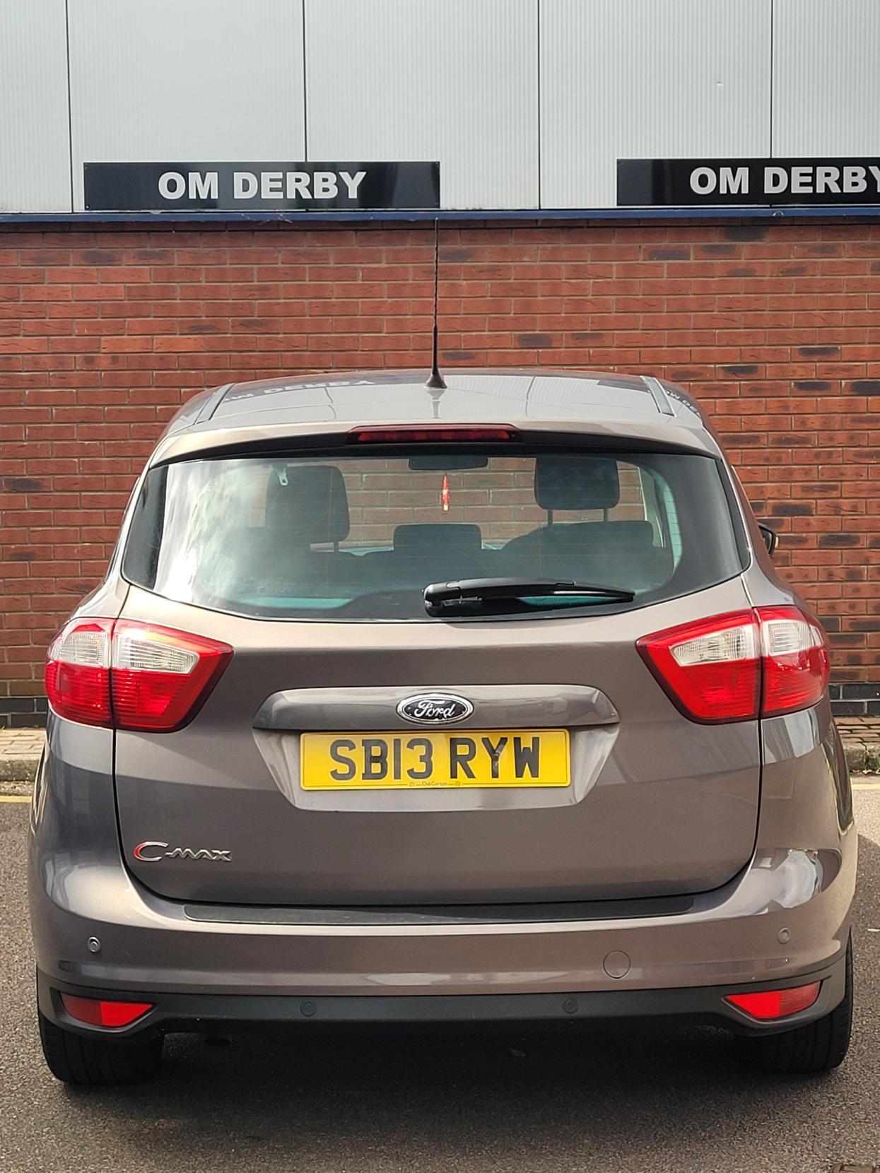 Ford C-Max 1.6 TDCi Titanium MPV 5dr Diesel Manual Euro 5 (115 ps)