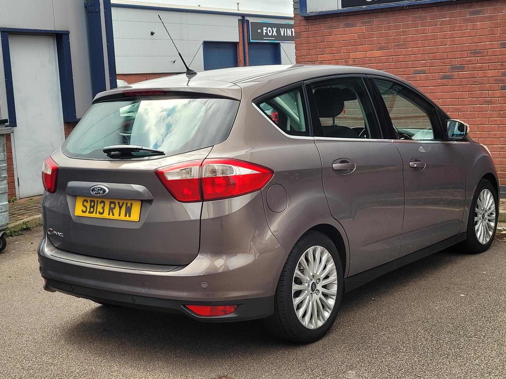 Ford C-Max 1.6 TDCi Titanium MPV 5dr Diesel Manual Euro 5 (115 ps)