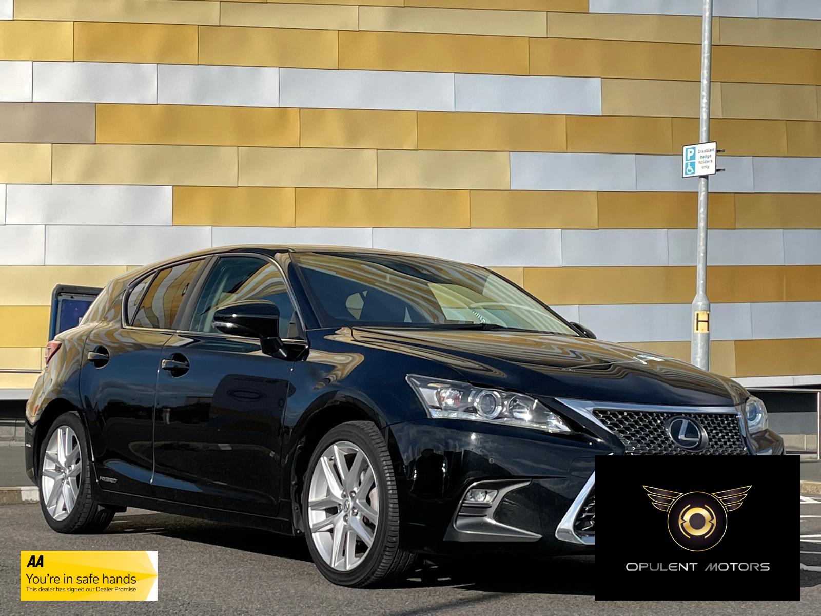 Lexus CT 1.8 200h Luxury Hatchback 5dr Petrol Hybrid CVT Euro 6 (s/s) (136 ps)