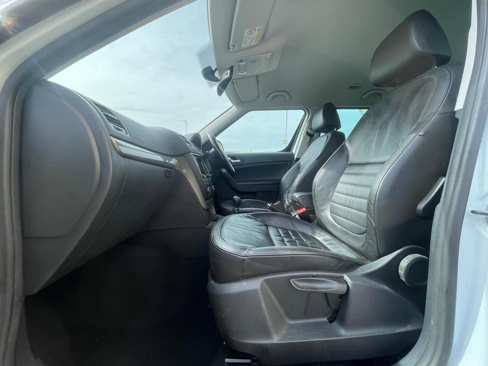 Skoda Yeti 1.6 TDI GreenLine II Elegance SUV 5dr Diesel Manual Euro 5 (s/s) (105 ps)