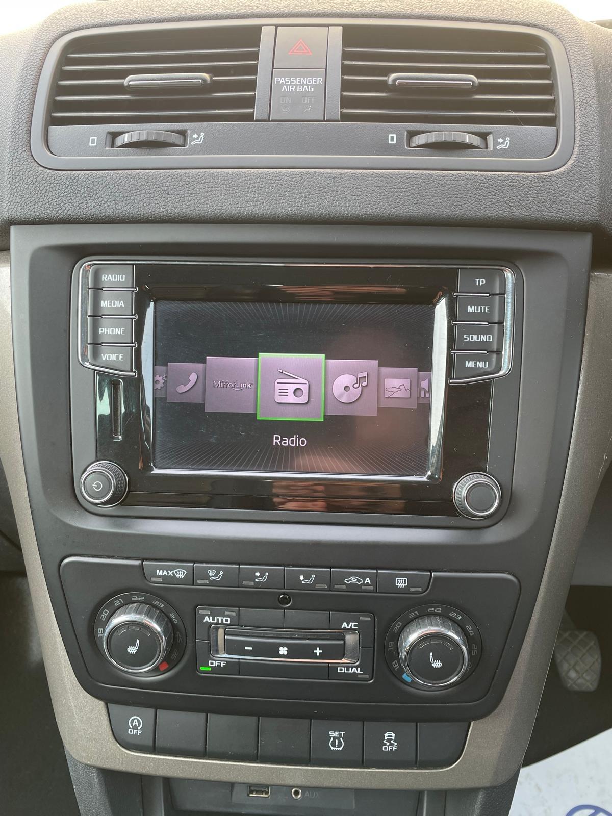 Skoda Yeti 1.6 TDI GreenLine II Elegance SUV 5dr Diesel Manual Euro 5 (s/s) (105 ps)