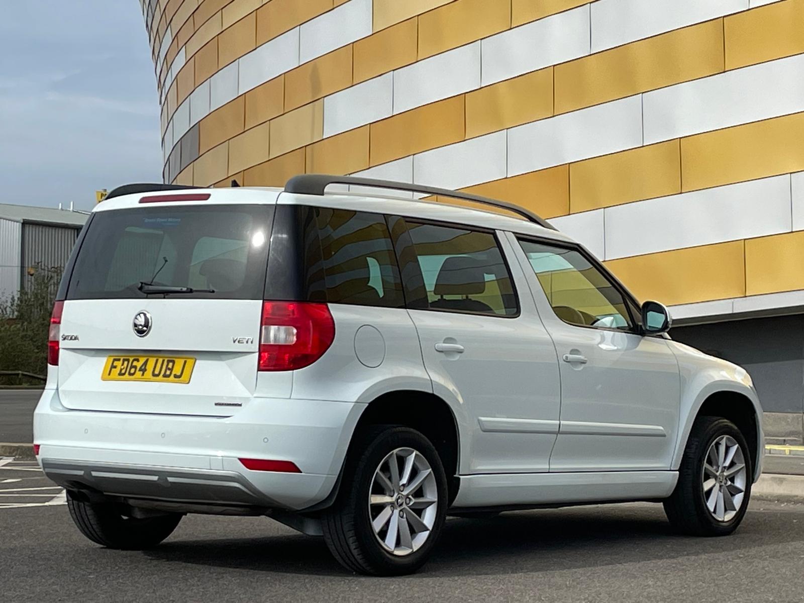 Skoda Yeti 1.6 TDI GreenLine II Elegance SUV 5dr Diesel Manual Euro 5 (s/s) (105 ps)