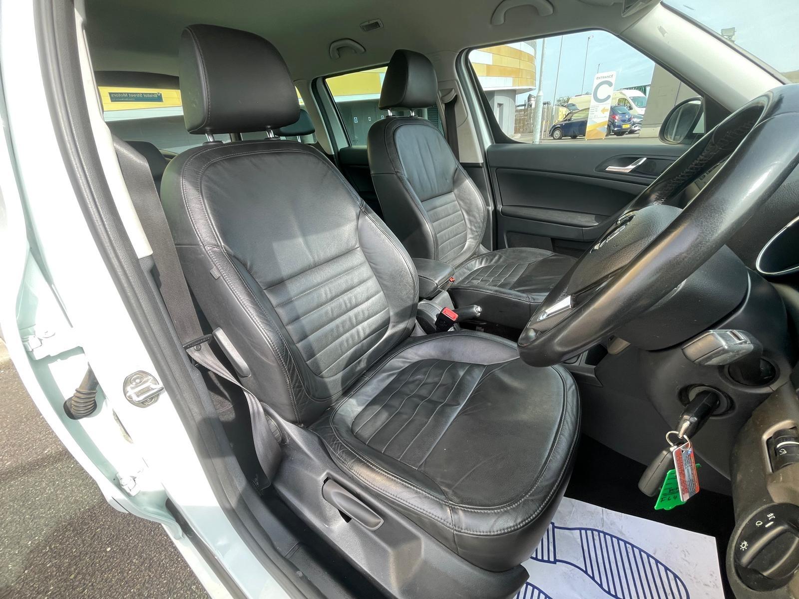 Skoda Yeti 1.6 TDI GreenLine II Elegance SUV 5dr Diesel Manual Euro 5 (s/s) (105 ps)