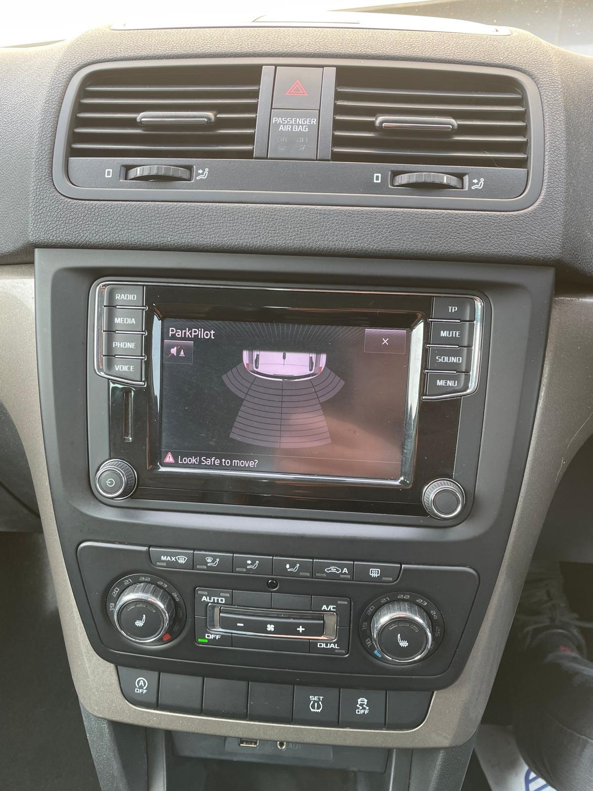 Skoda Yeti 1.6 TDI GreenLine II Elegance SUV 5dr Diesel Manual Euro 5 (s/s) (105 ps)