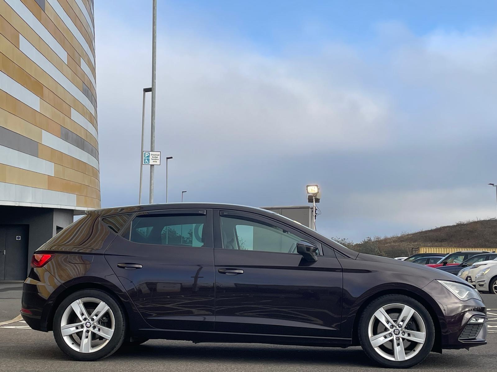 SEAT Leon 2.0 TDI FR Technology Hatchback 5dr Diesel Manual Euro 6 (s/s) (184 ps)