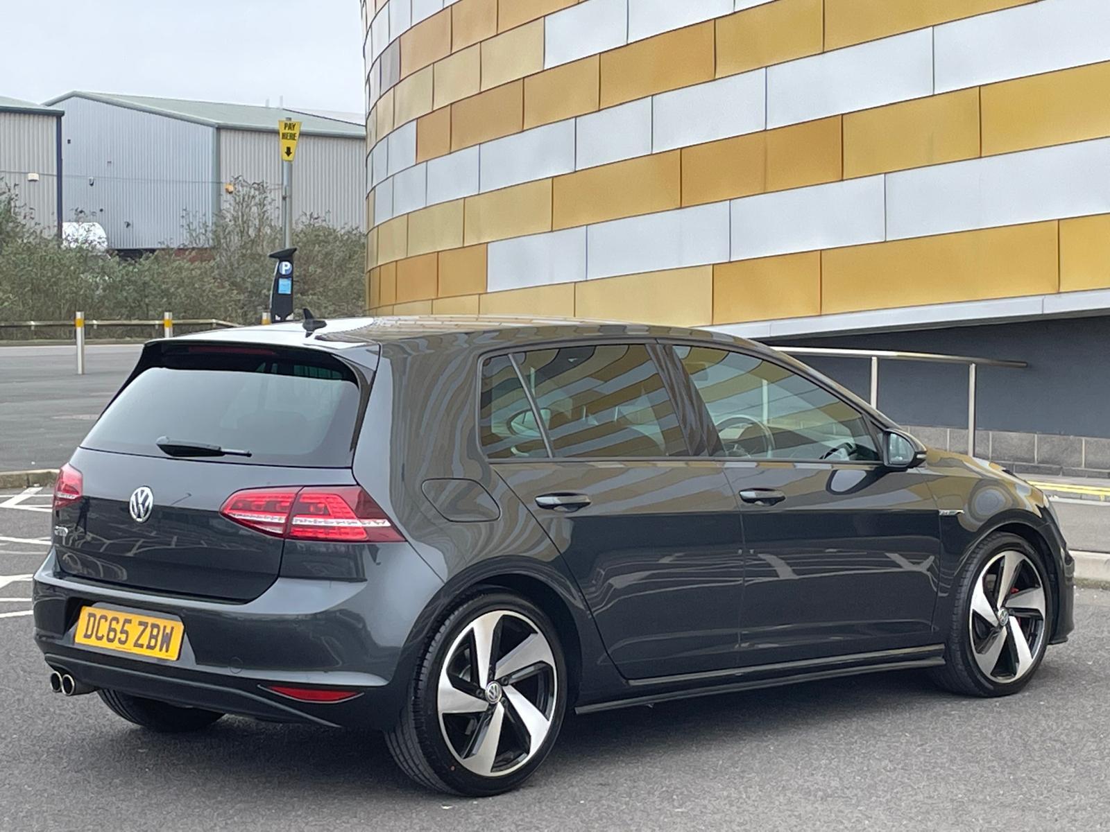 Volkswagen Golf 2.0 TDI BlueMotion Tech GTD Hatchback 5dr Diesel DSG Euro 6 (s/s) (184 ps)