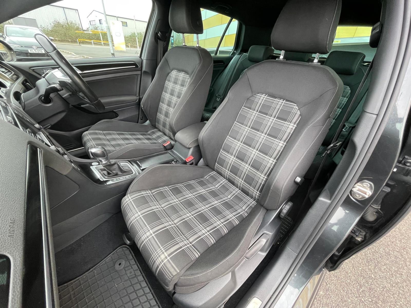 Volkswagen Golf 2.0 TDI BlueMotion Tech GTD Hatchback 5dr Diesel DSG Euro 6 (s/s) (184 ps)