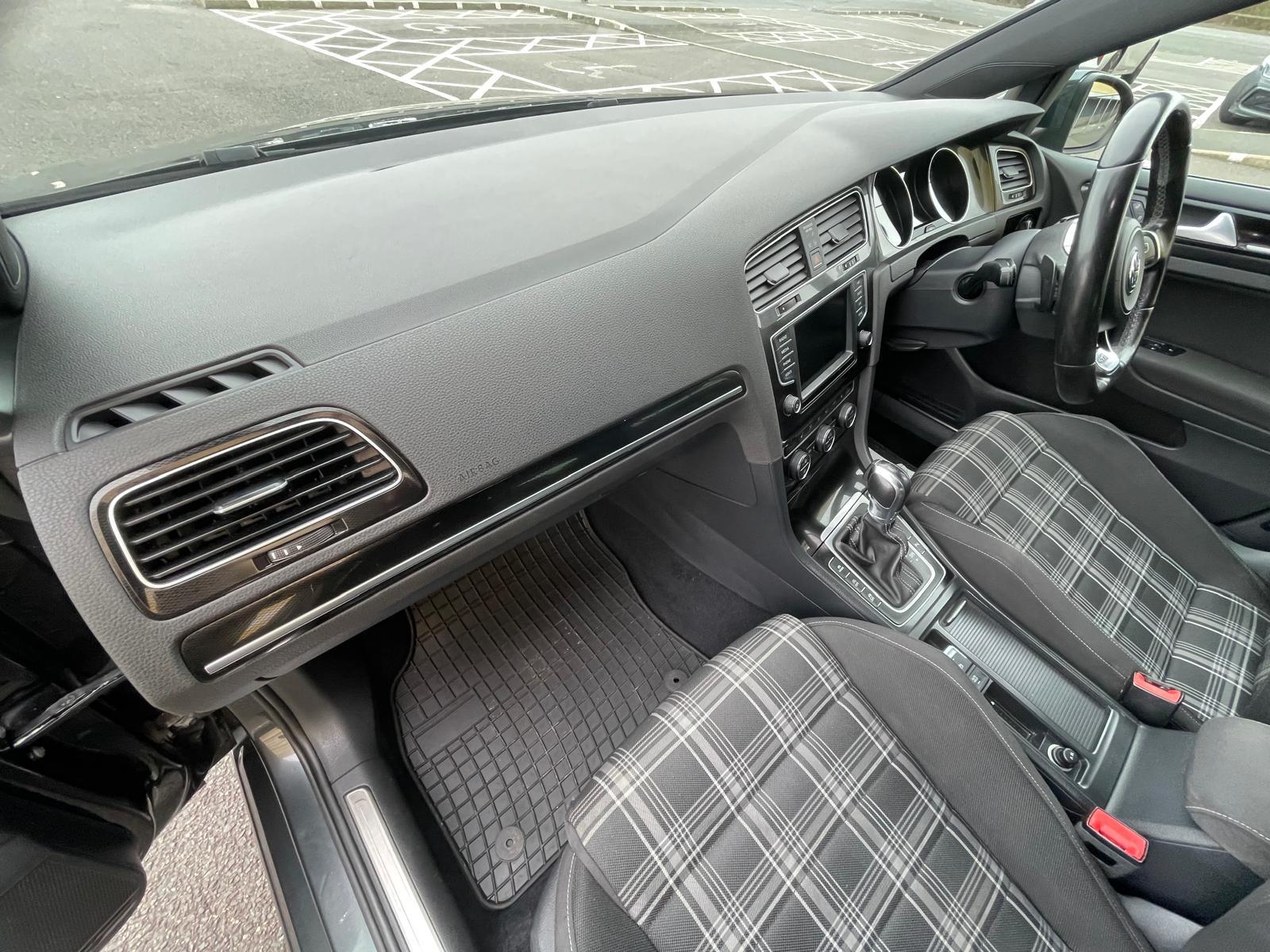 Volkswagen Golf 2.0 TDI BlueMotion Tech GTD Hatchback 5dr Diesel DSG Euro 6 (s/s) (184 ps)