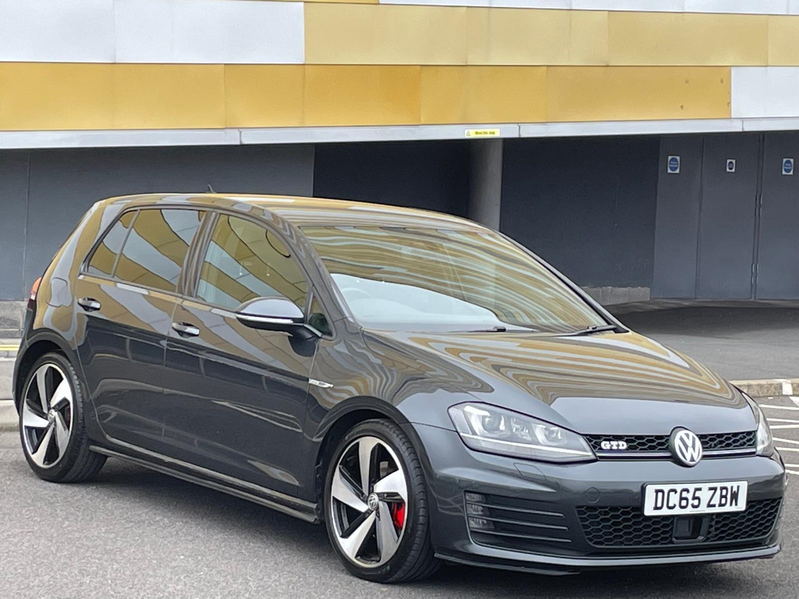 Volkswagen Golf 2.0 TDI BlueMotion Tech GTD Hatchback 5dr Diesel DSG Euro 6 (s/s) (184 ps)