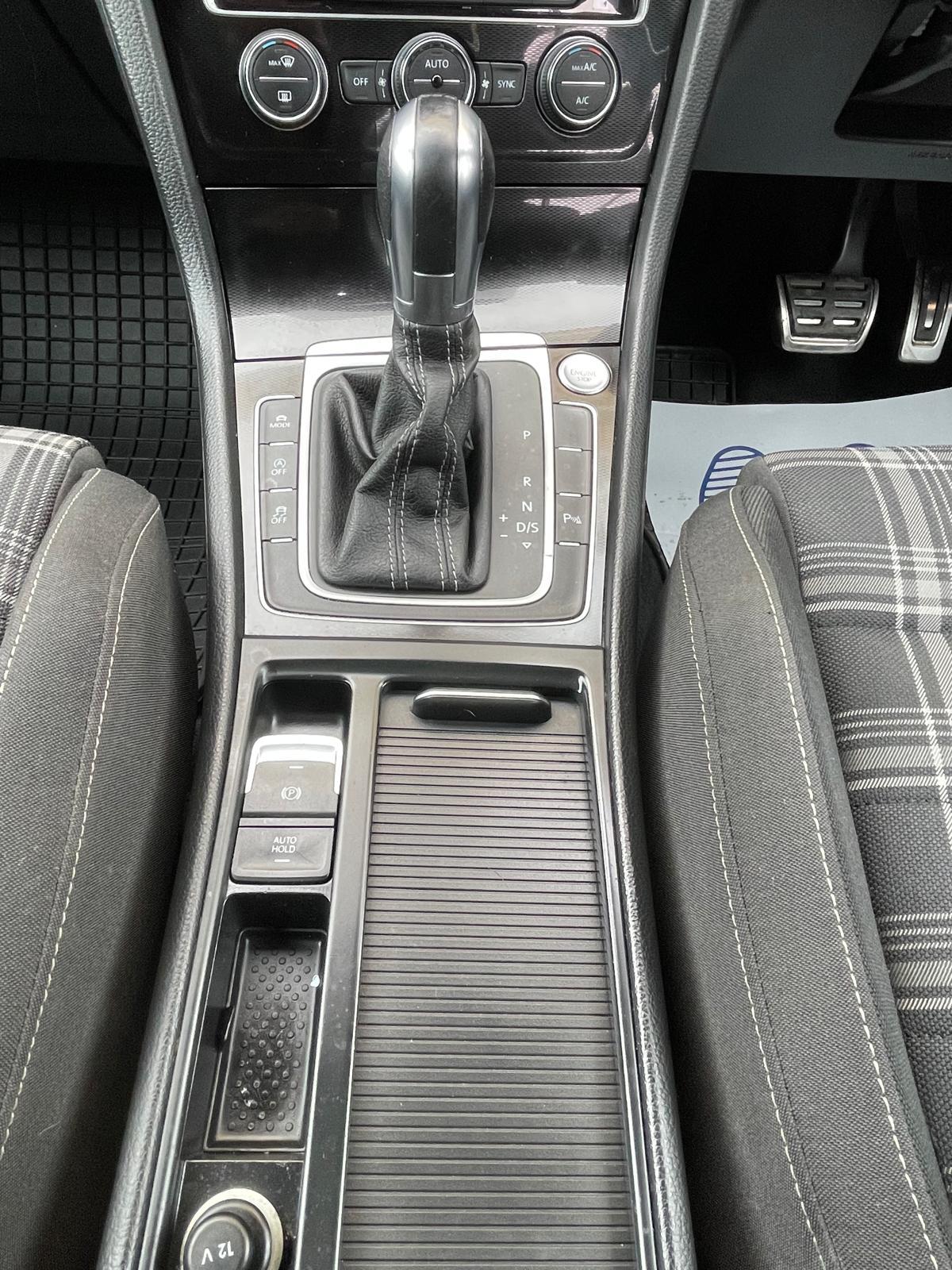 Volkswagen Golf 2.0 TDI BlueMotion Tech GTD Hatchback 5dr Diesel DSG Euro 6 (s/s) (184 ps)