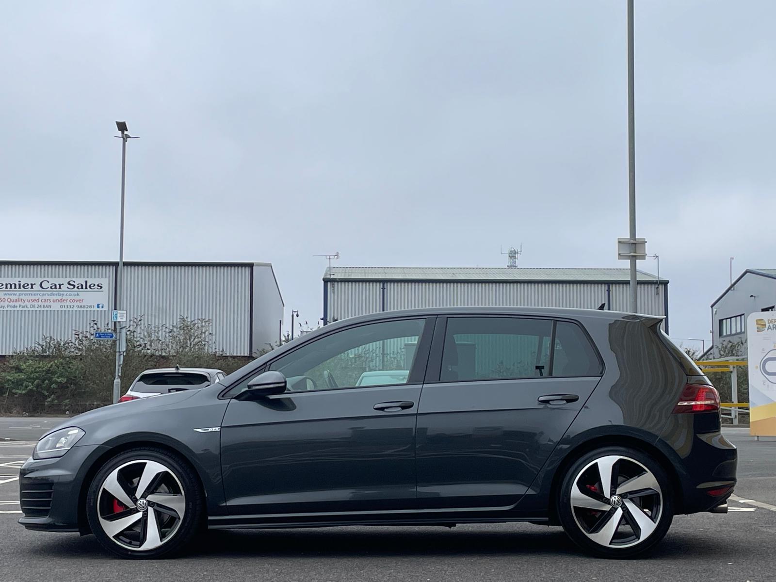 Volkswagen Golf 2.0 TDI BlueMotion Tech GTD Hatchback 5dr Diesel DSG Euro 6 (s/s) (184 ps)