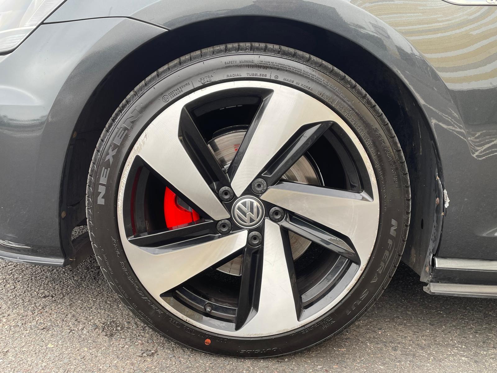 Volkswagen Golf 2.0 TDI BlueMotion Tech GTD Hatchback 5dr Diesel DSG Euro 6 (s/s) (184 ps)