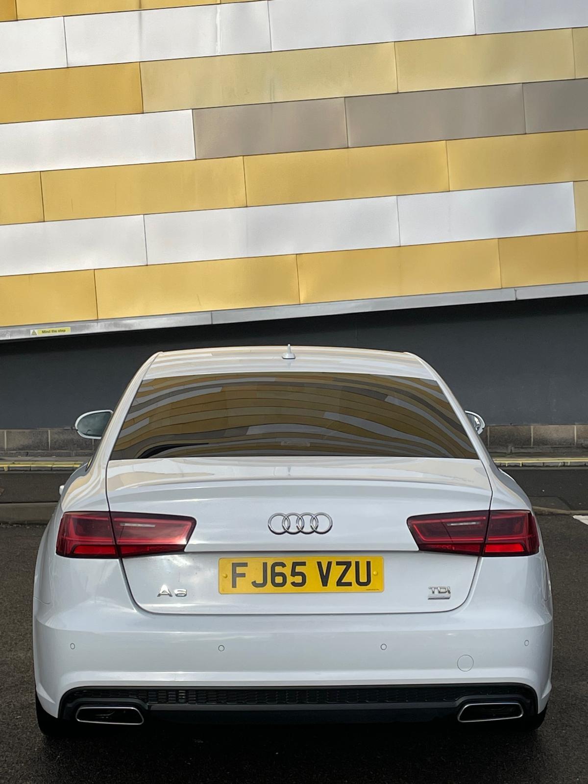 Audi A6 Saloon 2.0 TDI ultra Black Edition Saloon 4dr Diesel S Tronic Euro 6 (s/s) (190 ps)