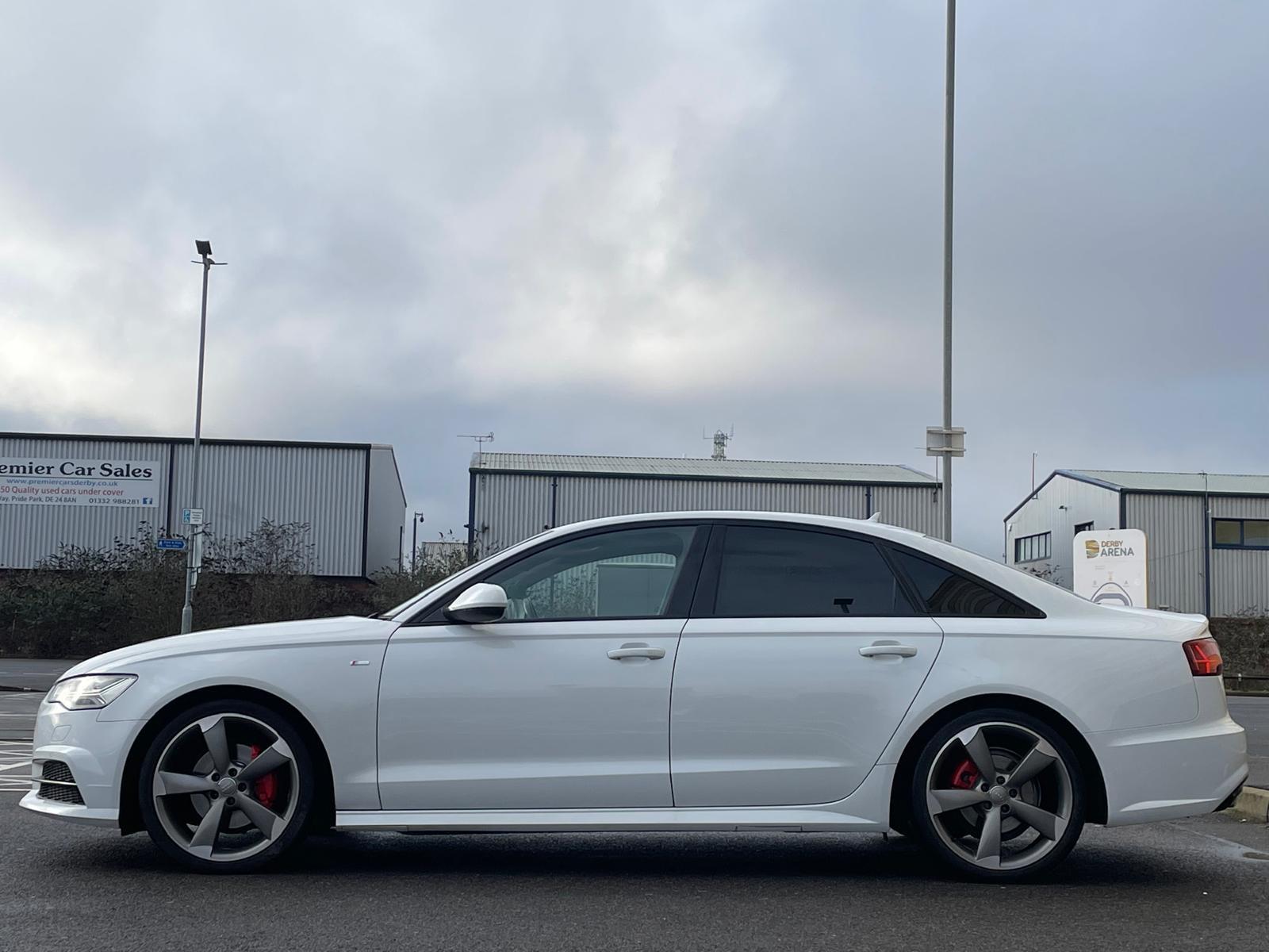 Audi A6 Saloon 2.0 TDI ultra Black Edition Saloon 4dr Diesel S Tronic Euro 6 (s/s) (190 ps)