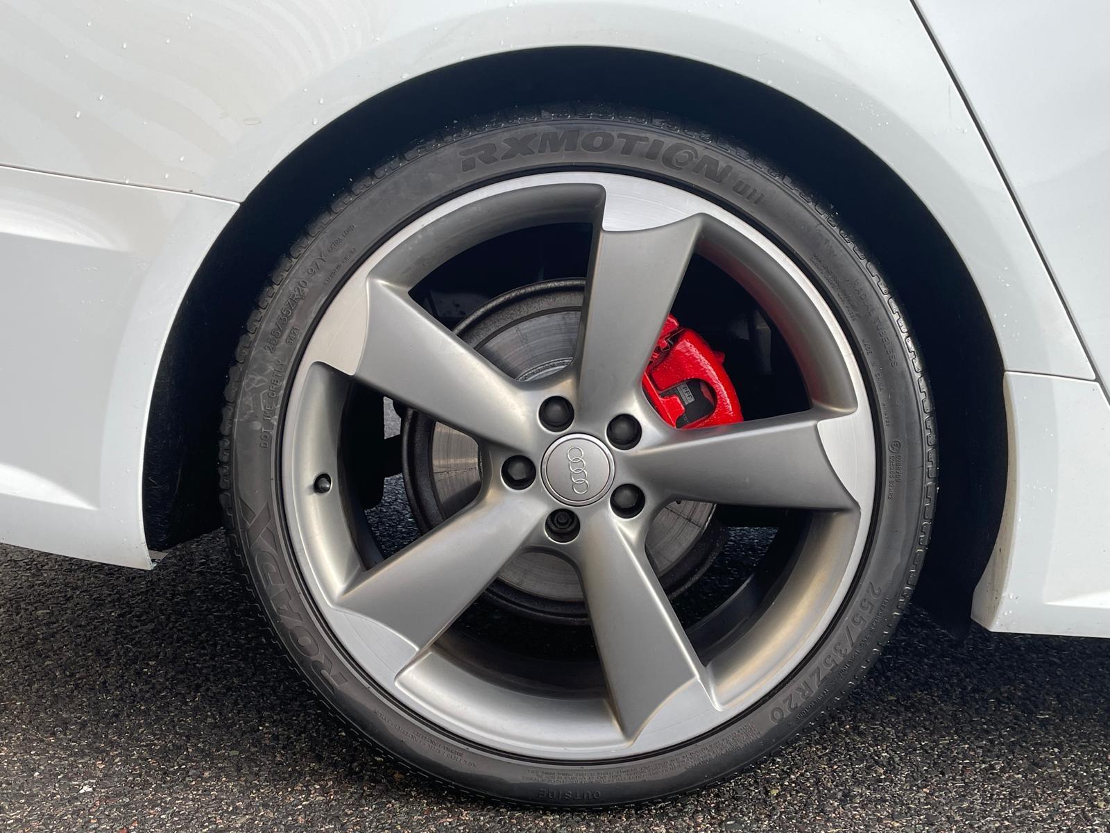 Audi A6 Saloon 2.0 TDI ultra Black Edition Saloon 4dr Diesel S Tronic Euro 6 (s/s) (190 ps)