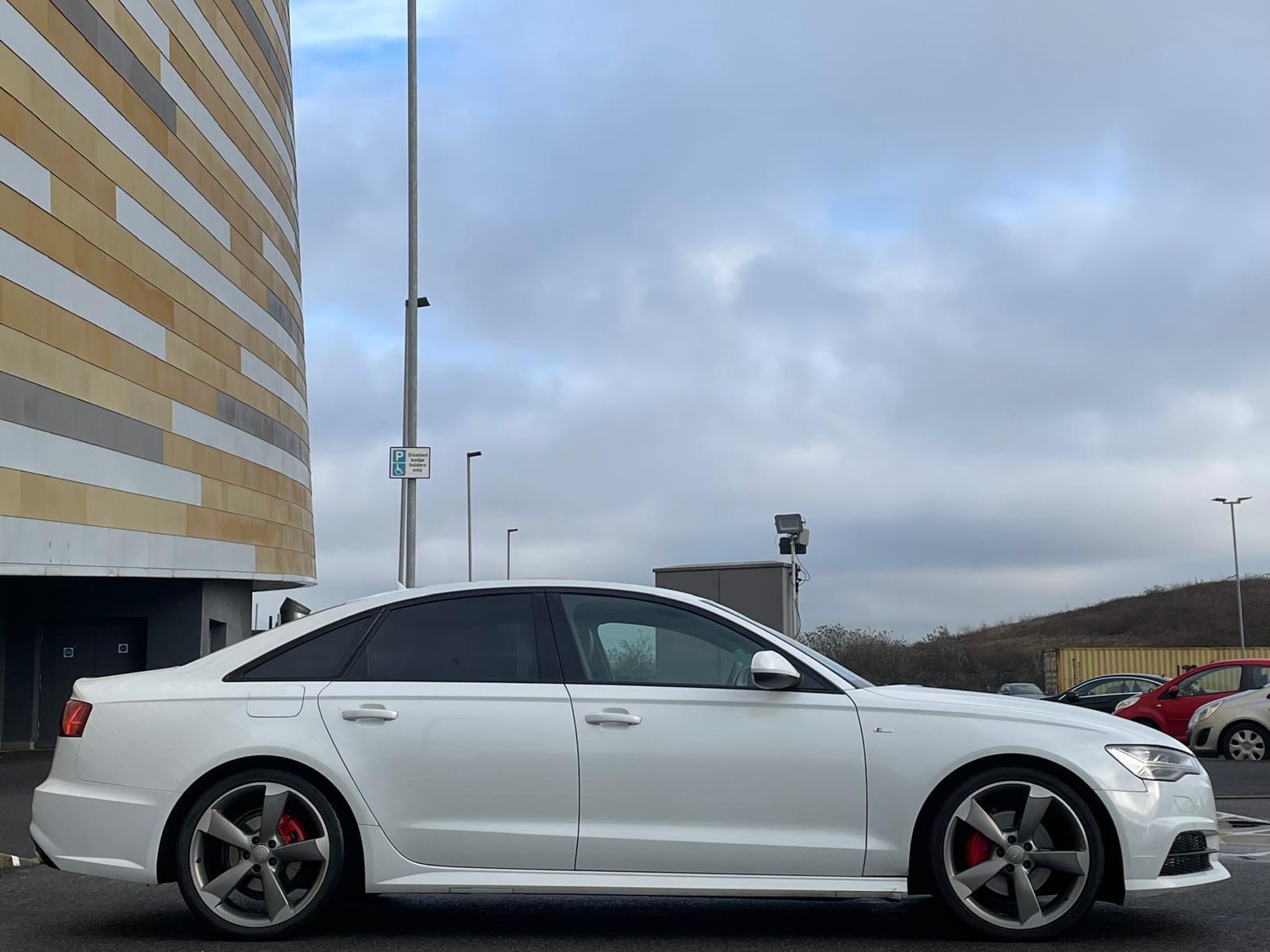 Audi A6 Saloon 2.0 TDI ultra Black Edition Saloon 4dr Diesel S Tronic Euro 6 (s/s) (190 ps)